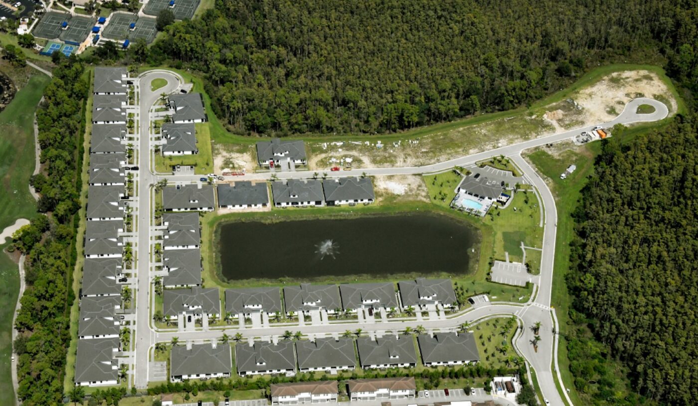 Photo of PARKWAY PRESERVE - 1-Story Villas & 2-Story Townhomes with 1 & 2 Car Garages